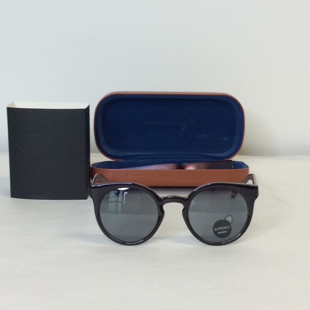 KOMONO sunglasses cat eye LULU Black Green NEW - Picture 3 of 11